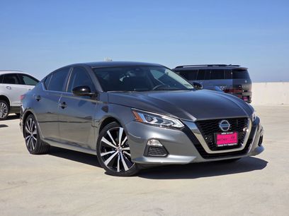 Used 2022 Nissan Altima 2.5 SR