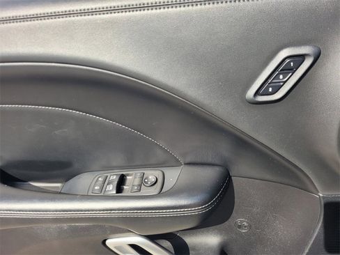 Used 2021 Dodge Challenger R/T w/ Plus Package image 21