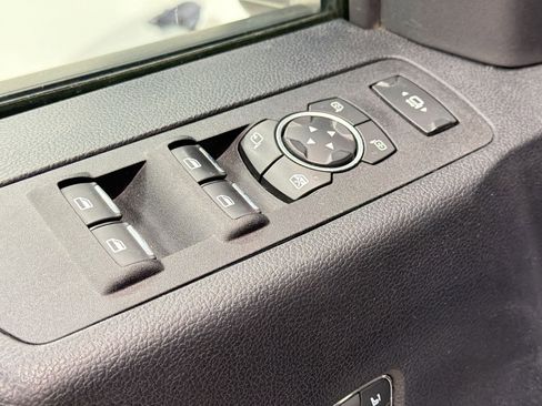 Used 2020 Ford F250 Lariat w/ Lariat Ultimate Package AWD/4WD image 18