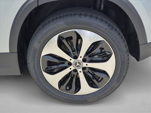 New 2026 Mercedes-Benz GLA 250 image 9