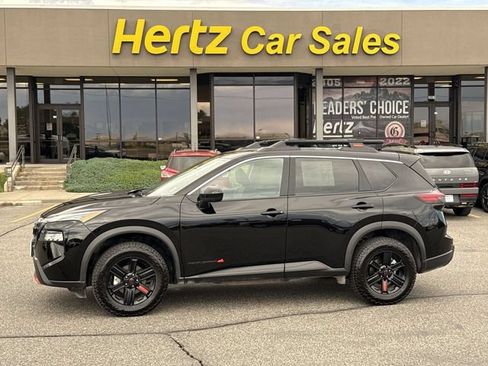 Used 2026 Nissan Rogue SV AWD/4WD image 1