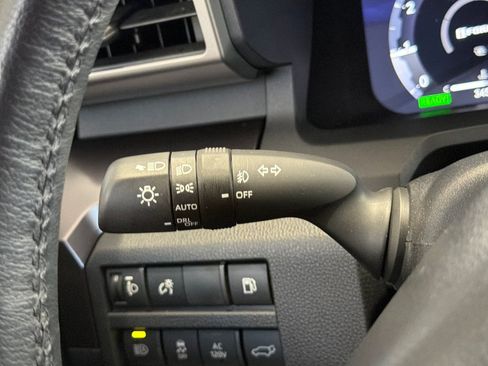 Used 2025 Toyota 4Runner TRD Off-Road Premium w/ Tow Technology Package AWD/4WD image 32
