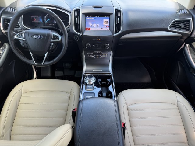 Used 2019 Ford Edge SEL w/ Equipment Group 201A FWD image 2