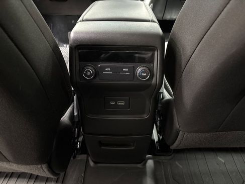 Used 2023 GMC Acadia SLE w/ LPO, Floor Liner Package image 27