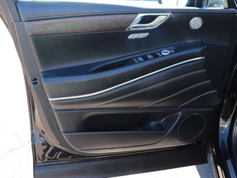 Used 2024 Genesis GV80 3.5T image 8