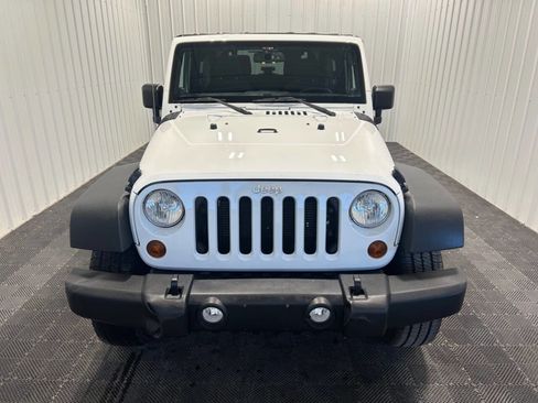 Used 2013 Jeep Wrangler Sport image 2