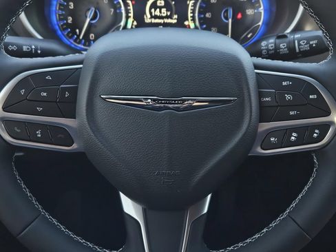 New 2026 Chrysler Pacifica Select FWD image 22