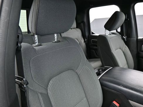 Used 2022 RAM 1500 Big Horn RWD image 39