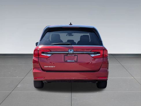 Used 2023 Honda Odyssey EX image 4