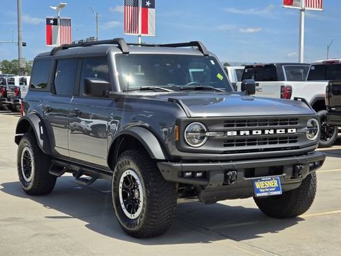 Used 2023 Ford Bronco Black Diamond w/ Sasquatch Package AWD/4WD image 3