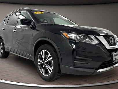 Used 2019 Nissan Rogue SV w/ Premium Package