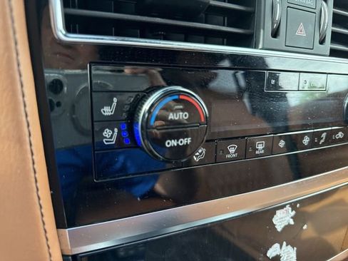 Used 2024 INFINITI QX80 Sensory w/ Cargo Package AWD/4WD image 16