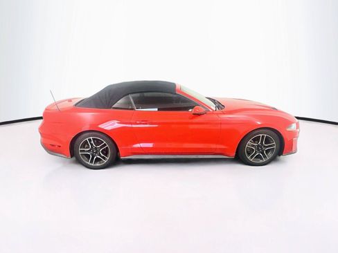 Used 2018 Ford Mustang Premium w/ Equipment Group 201A RWD image 4