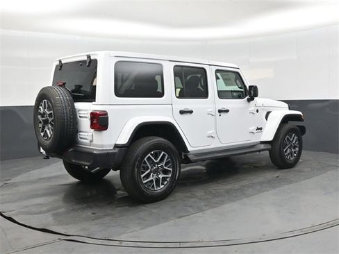 New 2026 Dodge Charger R/T Scat Pack image 4