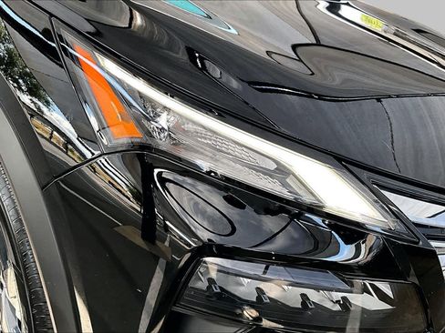 Certified 2024 Nissan Rogue SV w/ SV Premium Package FWD image 28