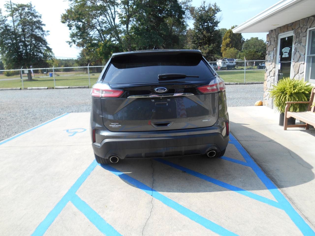 Used 2019 Ford Edge SE AWD/4WD image 14
