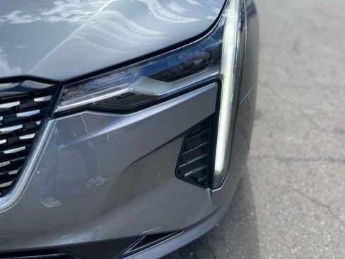 Used 2020 Cadillac CT4 Luxury w/ Sun And Sound Package RWD image 27