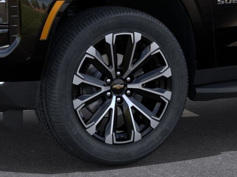 New 2026 Chevrolet Suburban High Country AWD/4WD image 9