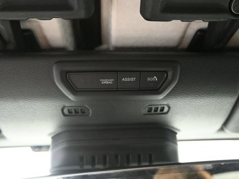 Used 2021 Jeep Gladiator Overland AWD/4WD image 29