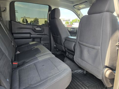 Used 2025 Chevrolet Silverado 1500 Custom Trail Boss AWD/4WD image 24