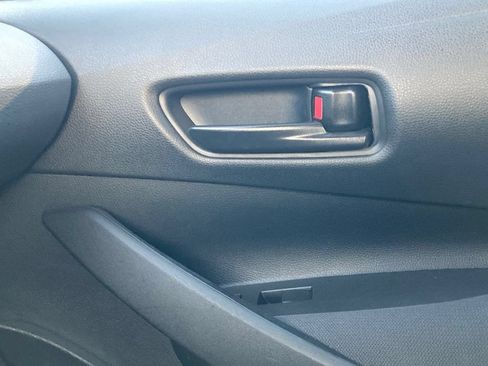 Used 2025 Toyota Corolla LE FWD image 28