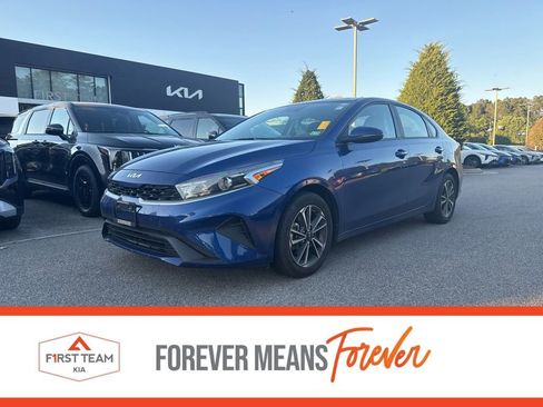 Used 2024 Kia Forte LXS w/ LXS Technology Package FWD image 1