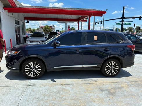 Used 2020 Mitsubishi Outlander SE FWD image 4