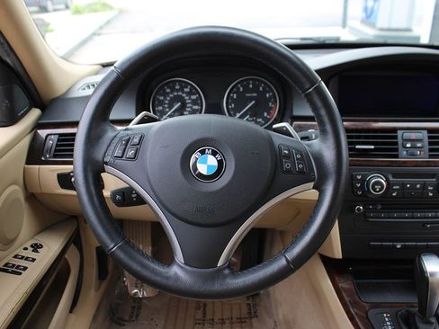 Used 2011 BMW 335i Sedan image 26