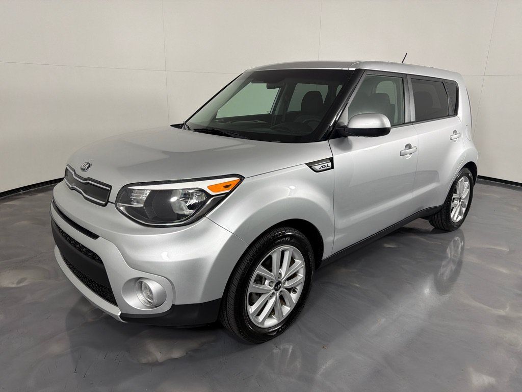 Used 2018 Kia Soul + FWD image 9