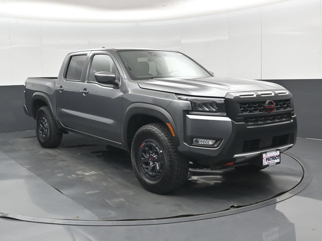 Used 2026 Nissan Frontier PRO-4X AWD/4WD image 1