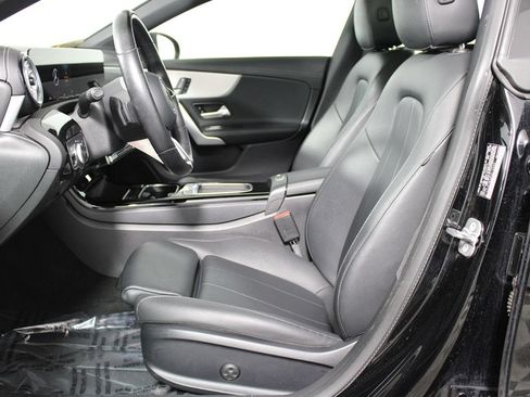 Used 2025 Mercedes-Benz CLA 250 4MATIC image 13