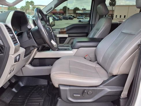 Used 2019 Ford F150 Lariat image 25