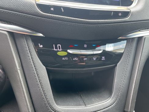 Used 2023 Cadillac XT5 Sportv w/ LPO, Floor Liner Package AWD/4WD image 23
