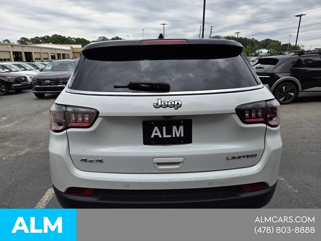 Used 2025 Jeep Compass Limited AWD/4WD image 8