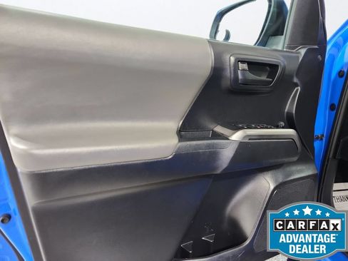 Used 2021 Toyota Tacoma SR5 RWD image 13