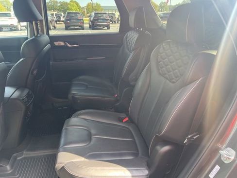 Used 2021 Hyundai Palisade Limited w/ Cargo Package image 18