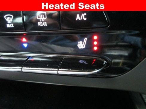 Used 2023 Buick Envision Essence w/ Sport Touring Package AWD/4WD image 19