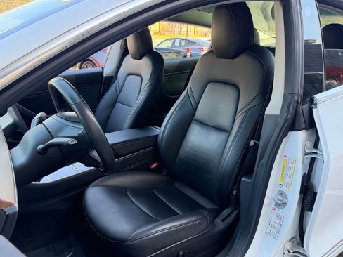 Used 2018 Tesla Model 3 Long Range image 25