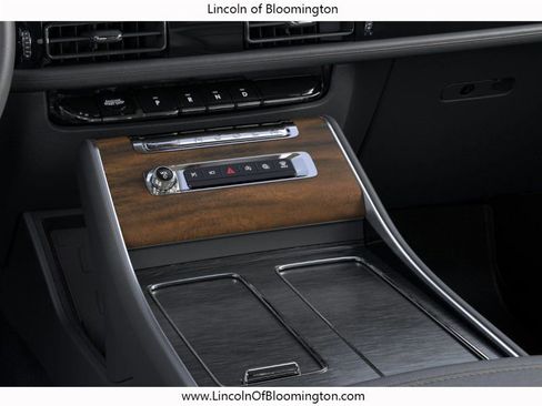 New 2026 Lincoln Aviator Reserve w/ Illumination Package image 17