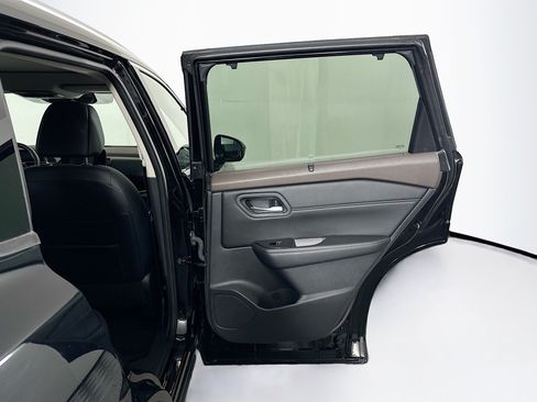 Used 2023 Nissan Rogue SL w/ SL Premium Package FWD image 31