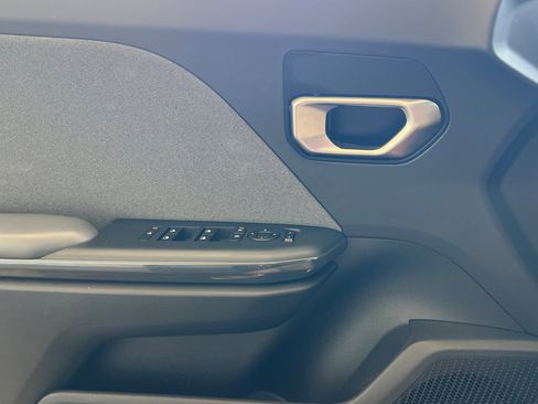 Used 2025 Kia K4 EX image 11