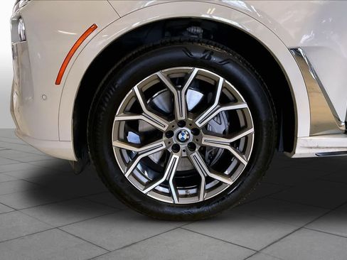 Used 2026 BMW X7 xDrive40i AWD/4WD image 10