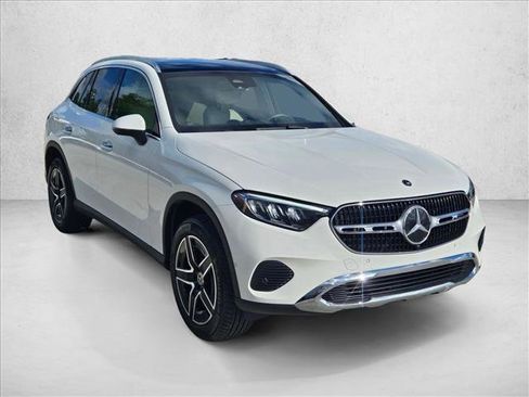Certified 2026 Mercedes-Benz GLC 300 4MATIC image 3