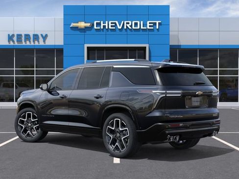 New 2026 Chevrolet Traverse High Country w/ LPO, Floor Liner Package FWD image 3