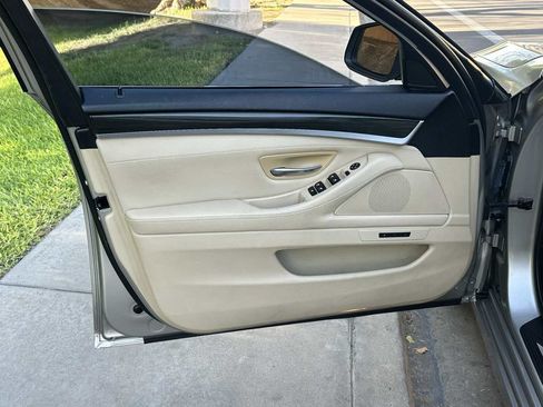 Used 2011 BMW 528i Sedan RWD image 49