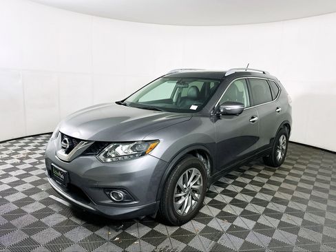 Used 2015 Nissan Rogue SL w/ SL Premium Package AWD/4WD image 3