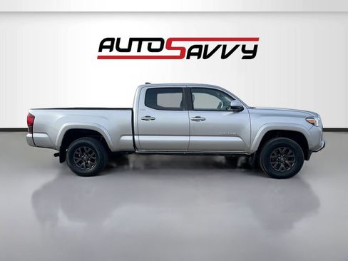Used 2022 Toyota Tacoma SR5 AWD/4WD image 8