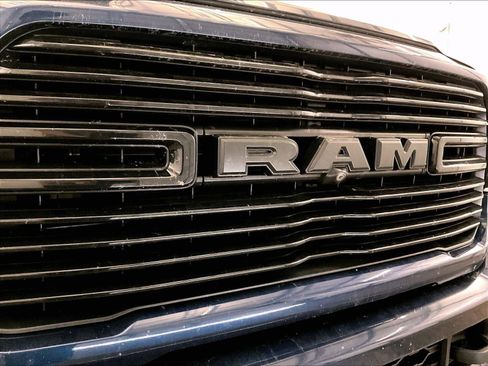 Used 2022 RAM 2500 Laramie w/ Night Edition image 29