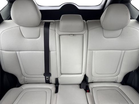 Certified 2023 Hyundai Tucson Limited image 18