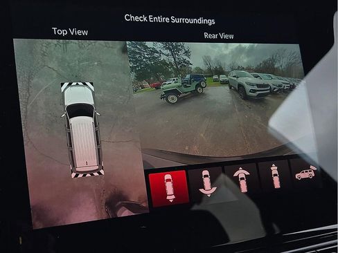 Used 2022 Jeep Wagoneer Series III w/ Convenience Group I image 15